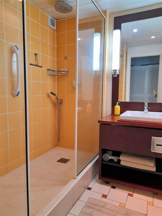 Ilet Bleu Studio Cosy Rdc Vue Mer Et Jardin - Acces Direct Plage Le Gosier  Esterno foto