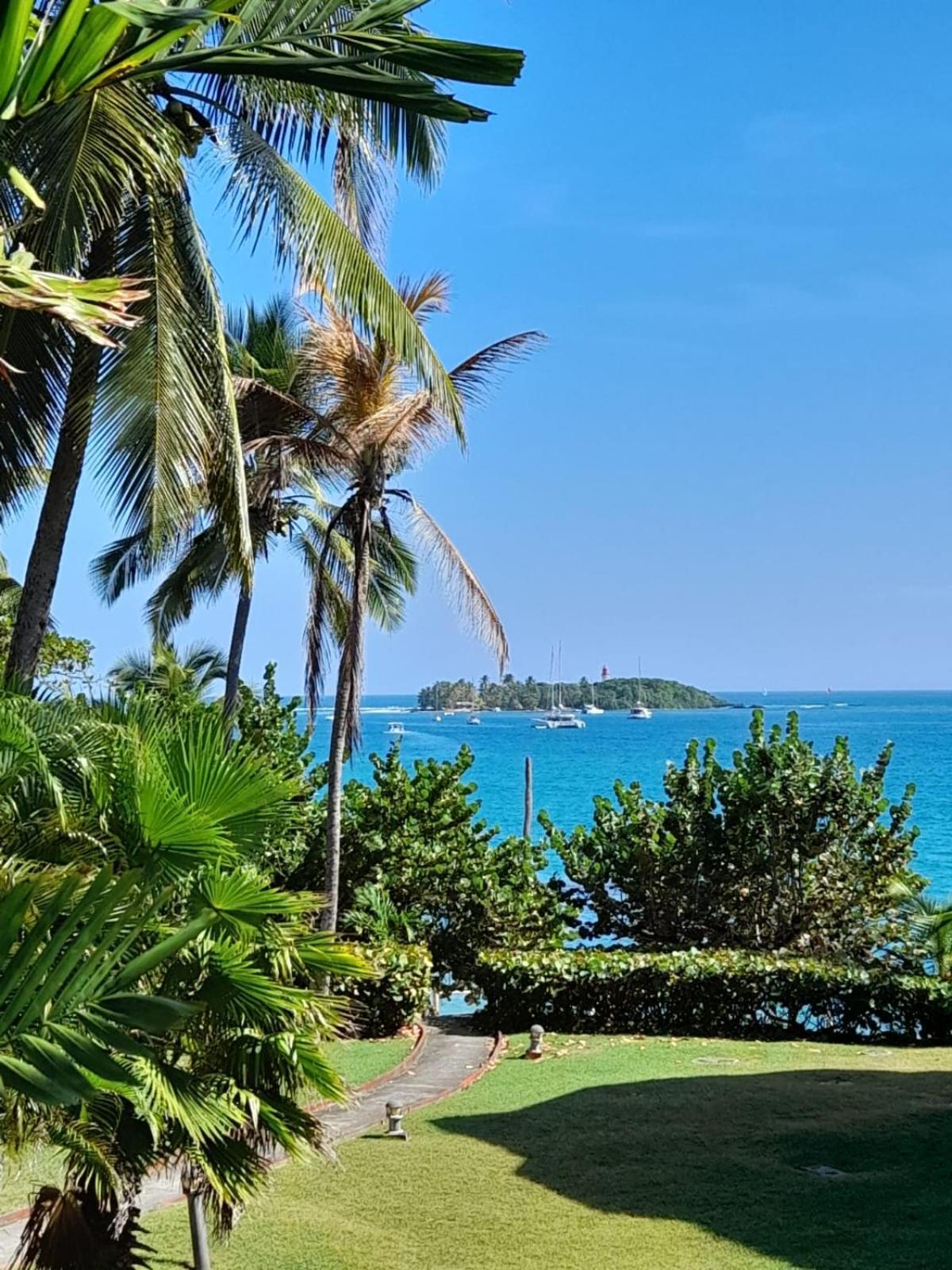 Ilet Bleu Studio Cosy Rdc Vue Mer Et Jardin - Acces Direct Plage Le Gosier  Esterno foto
